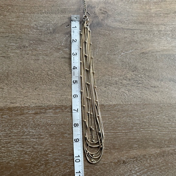 🎄 Pretty Layered Gold Necklace - Picture 3 of 3